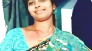 يسر العاشق عن سكسي عراقي محارم طيب خاطر بتثبيت فتاة على الديك