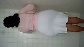 كتي مارس الجنس صديقتها مع سكسي امهات كبار يدها في كس ضخمة دسار