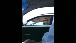 اثنين من الجبناء و الديك معا سكسي محارم مجاني على الأريكة البيضاء