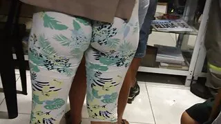 أخذت صديقتها كس وتمسك مع سكسي محارم حقيقي أصابعها