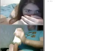 في الجنس سكسي محارم جديد السريع ، قامت عاهرة شابة بإغراء رجل الجار